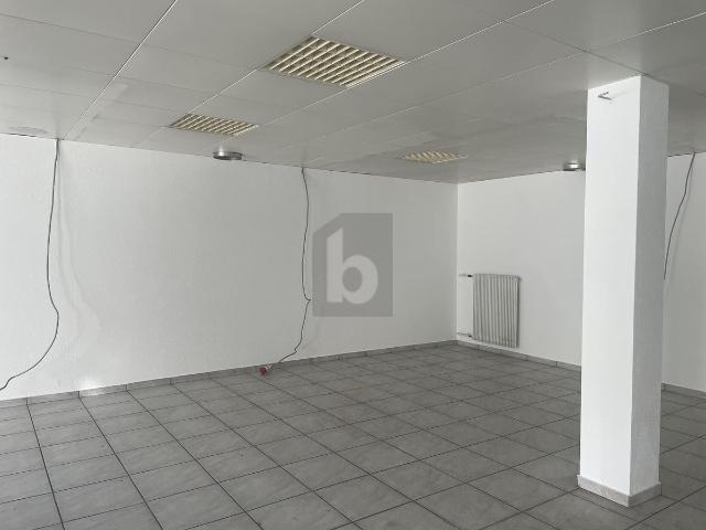Shopping center with 1 room for rent in Sierre 110 m² | dreamo. Ch