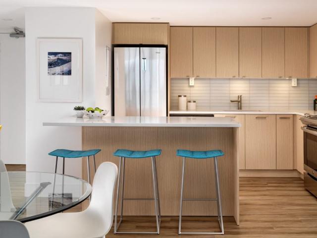 Shoreline West End Studio Apartment for Rent at 1763 Comox St, Vancouver, BC V6G 1P5 West End