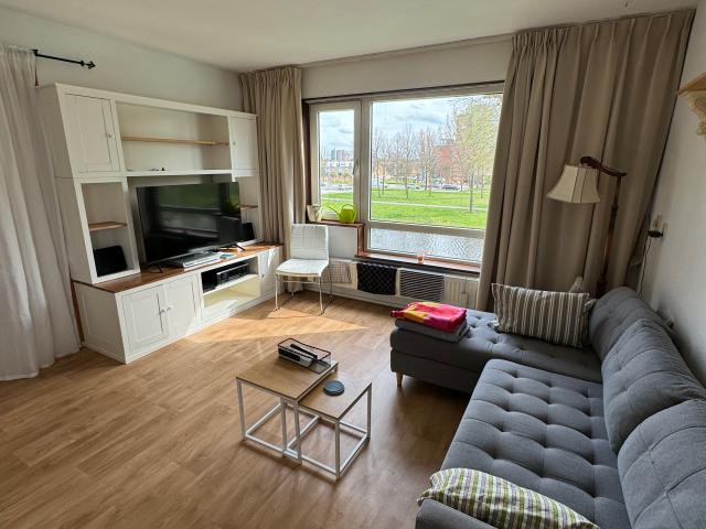 Short term furnished apartment