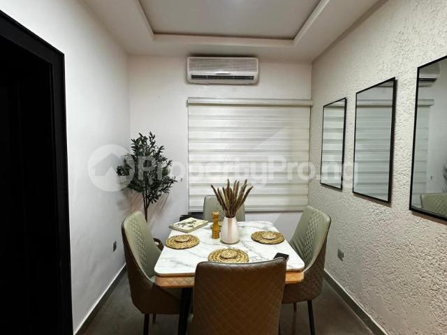 Shortlet 3 Bedroom Duplex in Lekki Phase 1, Lekki Lagos 0NFKK | PropertyPro Nigeria
