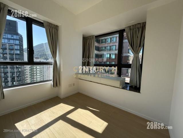 Shaukeiwan East 17 [Agency Ads] Room B, Middle Floor [Century 21 Genuine Listing] Large 2 Bedroom Apartment With Mountain View, Key Available For Viewi Hints