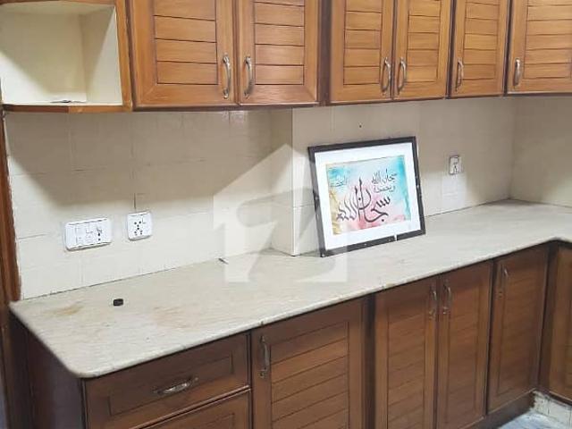 Shadman Apartment 3 Bedroom D/ Avillable For Sale In Block 2 Clifton