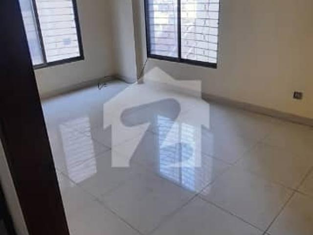 Shaez 1650 sq feet apartment for sale
