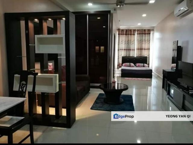Shaftsbury Residence