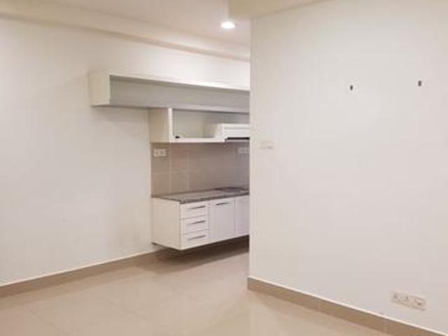 Shaftsbury residence 1 bedroom for sale
