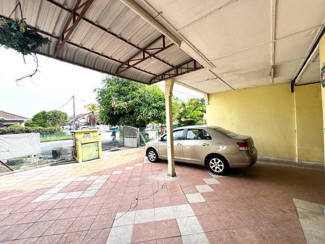 Shah Alam Facing Open Extended Freehold Double Storey Endlot for Sale