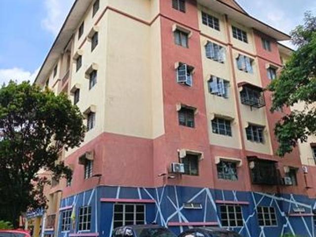 Shah Alam Seksyen 7 Hot location For Sale