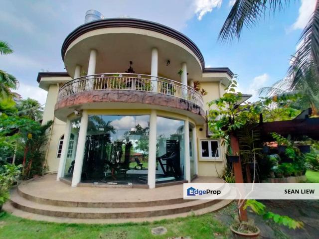 Shah Alam, Seksyen 13 Bungalow House For Sale