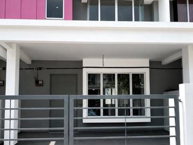 Shah Alam Seksyen 30 Taman Impian Sutera 2 Storey Terraced House