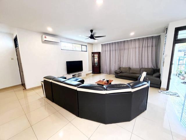 Shah Alam U1 Laman Glenmarie Angular Endlot Last Unit