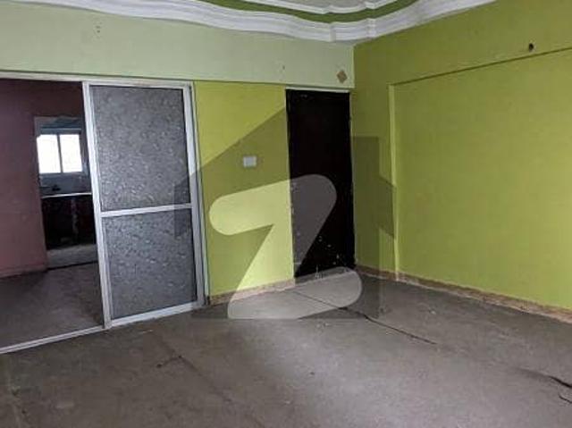 Shaheen Apartments 2 BED DD, West Open Available for sale Gulshan e Iqbal Block 3