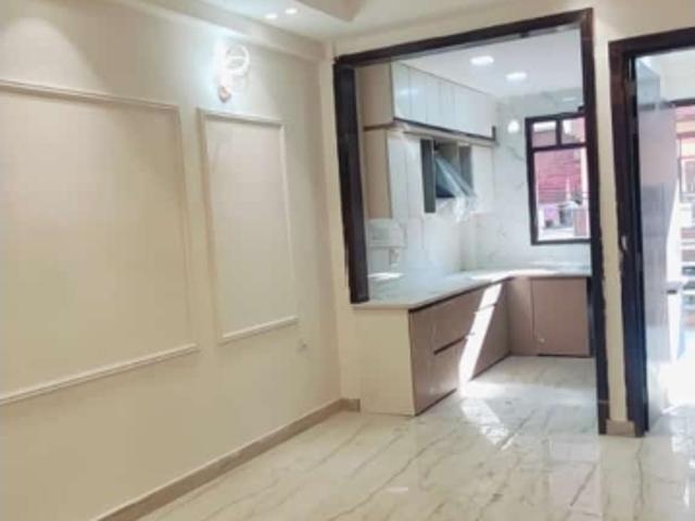 Shakti Khand 4 3 Bedroom 112 Sq. Yd. Builder Floor in Shakti Khand Ghaziabad Listing ID: #9388