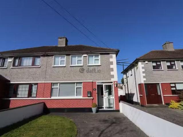 Shanard Avenue is for rent