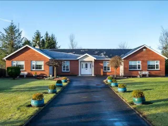 Shannoncrest, Bogganfin, Athlone, Co. Roscommon, N37P082 is fo.