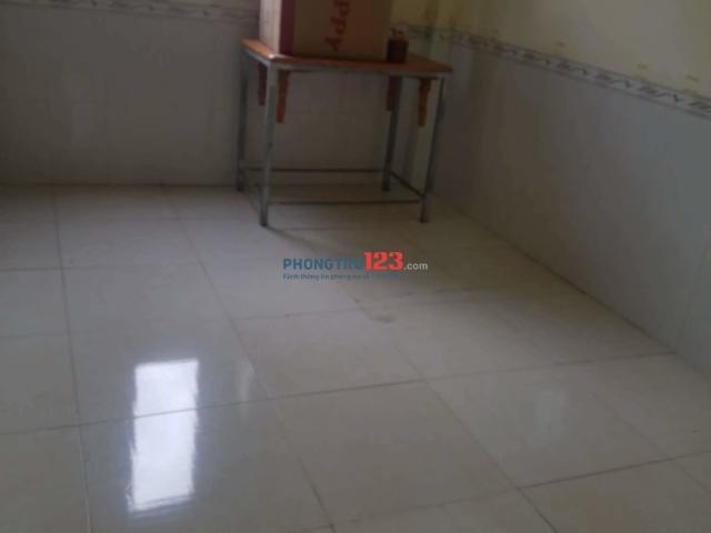 Share lại 1 phòng ngủ trong nhà