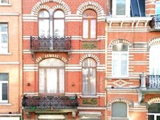Shared accommodation in a Mansion – European Quarter