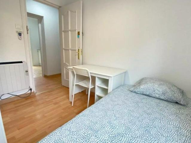 Shared apartment in Madrid