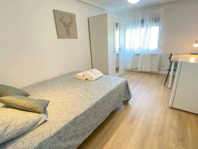 Shared apartment in Madrid