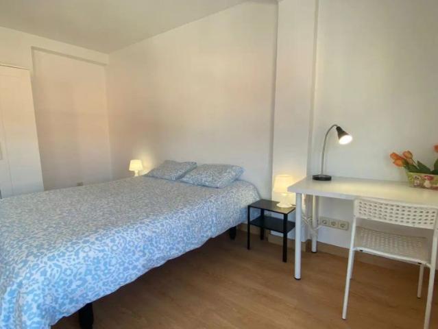 Shared apartment in Madrid