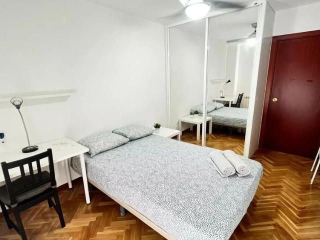 Shared apartment in Madrid