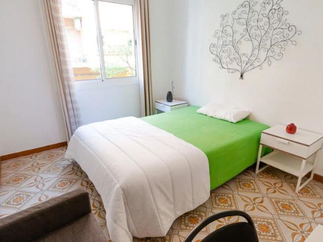 Shared apartment in Barcelona