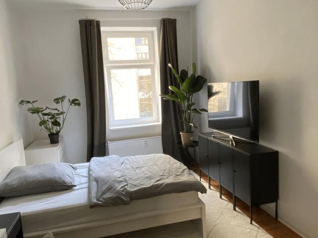 SHARED FLAT: Beautiful quiet private room in a shared apartment in the heart of Friedrichshain