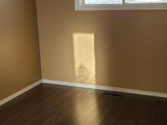 Shared Living/roommate 3 Bedroom For Rent Edmonton AB 650 ELS96647177