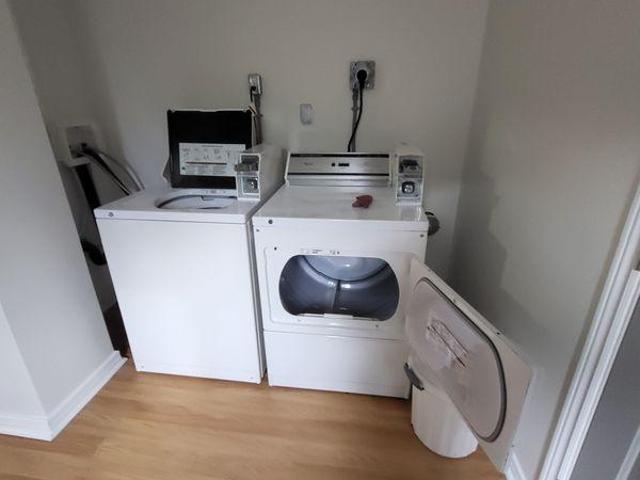 Shared Living/roommate 3 Bedroom For Rent Kingston ON 800 ELS97417693