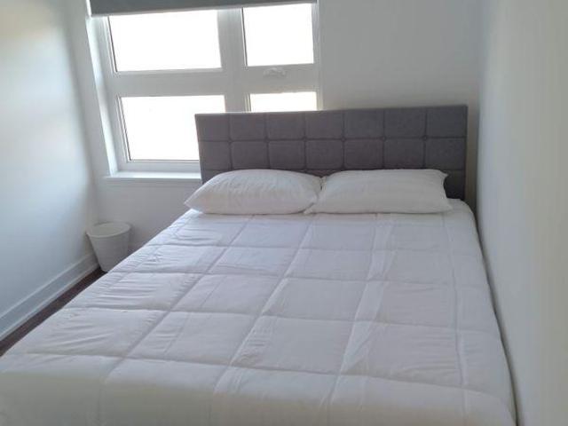 Shared Living/roommate 3 Bedroom For Rent Toronto ON 950 ES97417903