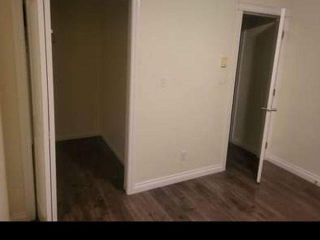 Shared Living/roommate 3 Bedroom For Rent Victoria BC 1100 ES97415551