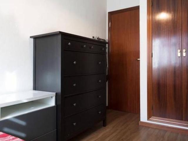 Shared Living/Roommate 3 Dormitorio Madrid Madrid ES83529698