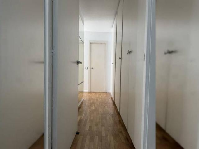 Shared Living/Roommate 3 Dormitorio Madrid Madrid ES95572360