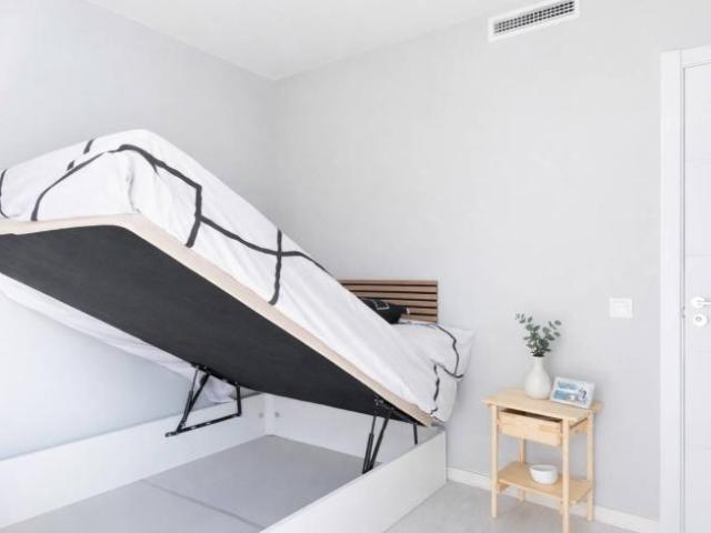Shared Living/Roommate 3 Dormitorio Madrid Madrid ES100945764