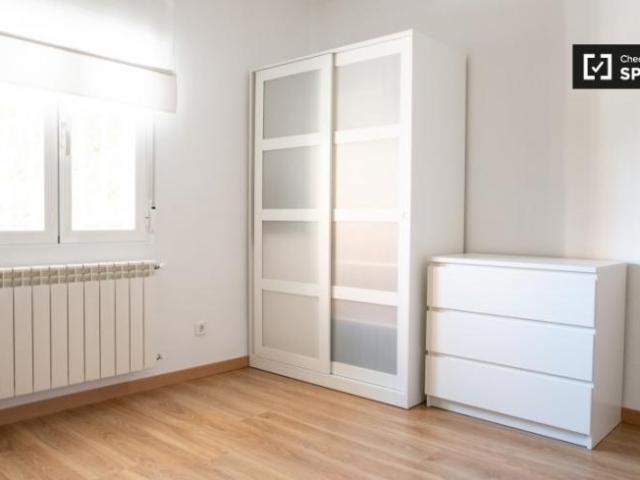Shared Living/Roommate 3 Dormitorio Madrid Madrid ES101844564