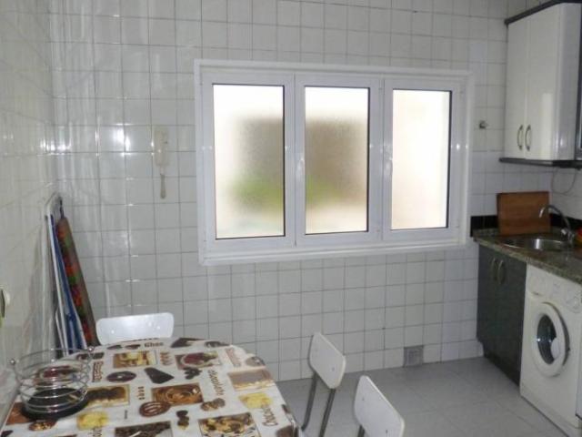 Shared Living/Roommate 3 Dormitorio Oviedo Oviedo ELS101812760