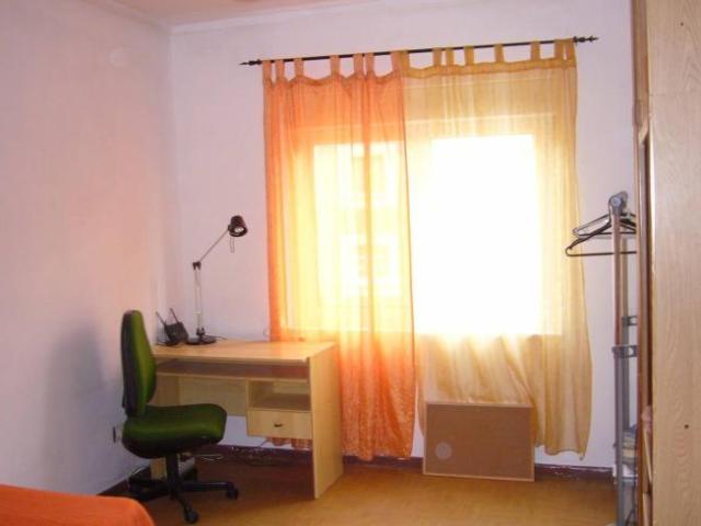 Shared Living/Roommate 3 Dormitorio Oviedo Oviedo ES101737591
