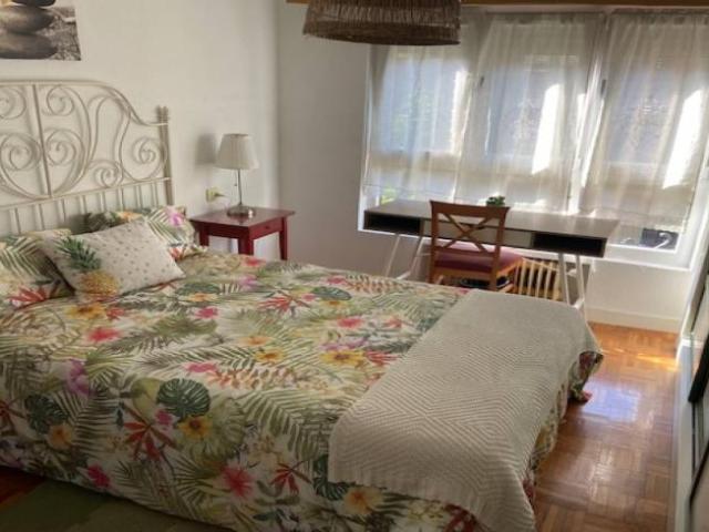 Shared Living/Roommate 3 Dormitorio Oviedo Oviedo ES101833844