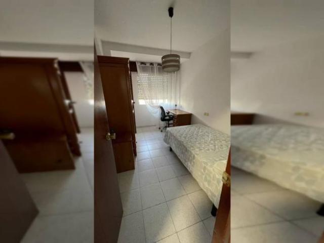 Shared Living/Roommate 3 Dormitorio Almeria Almeria ES101813994