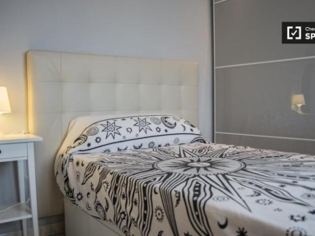 Shared Living/Roommate 3 Dormitorio Barcelona Barcelona ES101761098