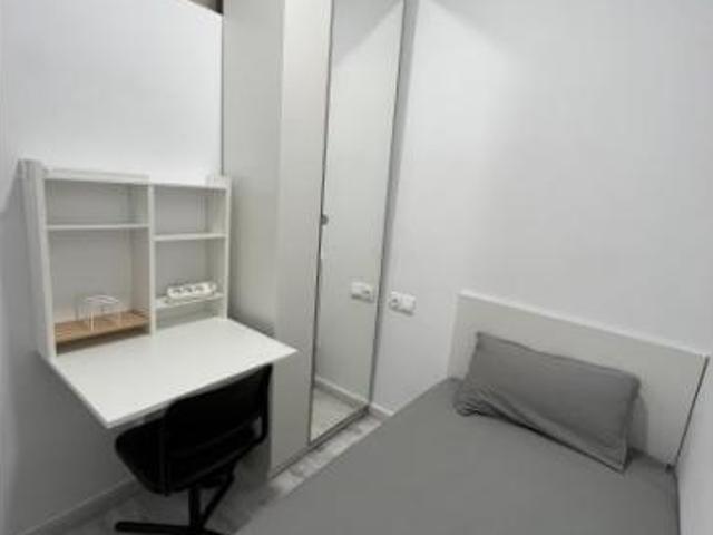 Shared Living/Roommate 3 Dormitorio Barcelona Barcelona ES101993744