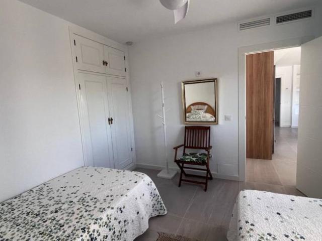 Shared Living/Roommate 3 Dormitorio Cartagena Cartagena ES99760510