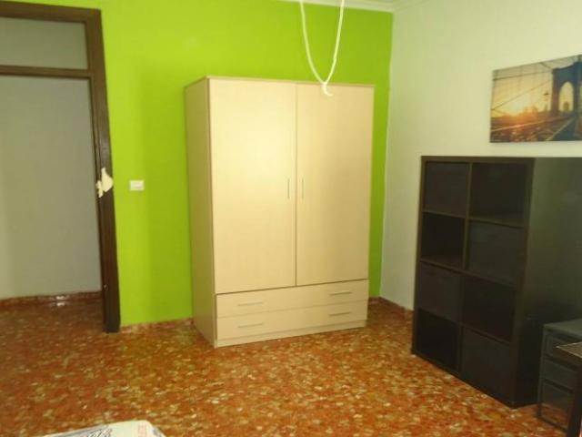 Shared Living/Roommate 3 Dormitorio Cordoba Cordoba ELS101843030
