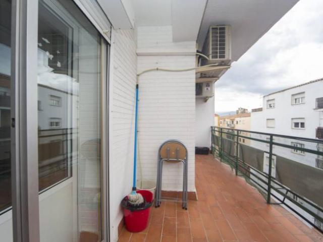 Shared Living/Roommate 3 Dormitorio Granada Granada ELS101813287