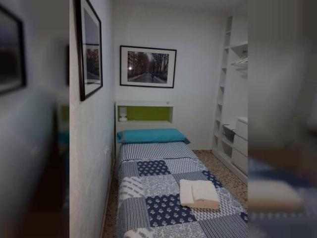 Shared Living/Roommate 3 Dormitorio Granada Granada ES101764857