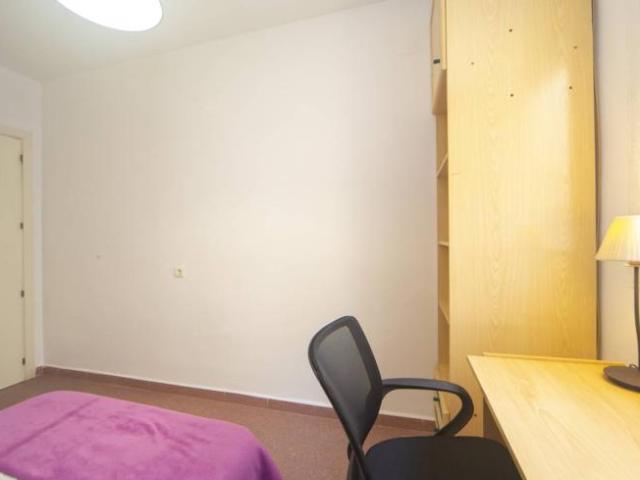 Shared Living/Roommate 3 Dormitorio Granada Granada ES101816268