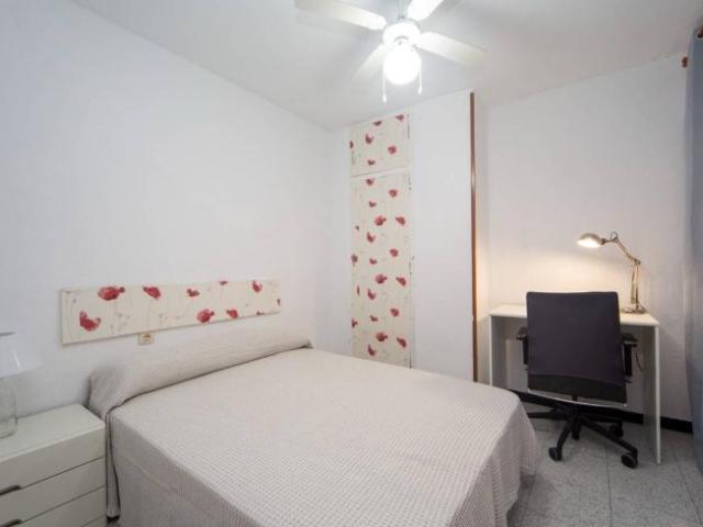 Shared Living/Roommate 3 Dormitorio Granada Granada ES103399666