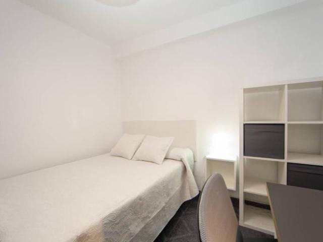 Shared Living/Roommate 3 Dormitorio Granada Granada ES103399757