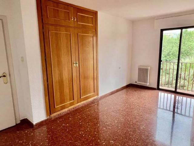 Shared Living/Roommate 3 Dormitorio Granada Granada ES104403472