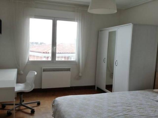 Shared Living/Roommate 3 Dormitorio Pamplona Pamplona ES54236939
