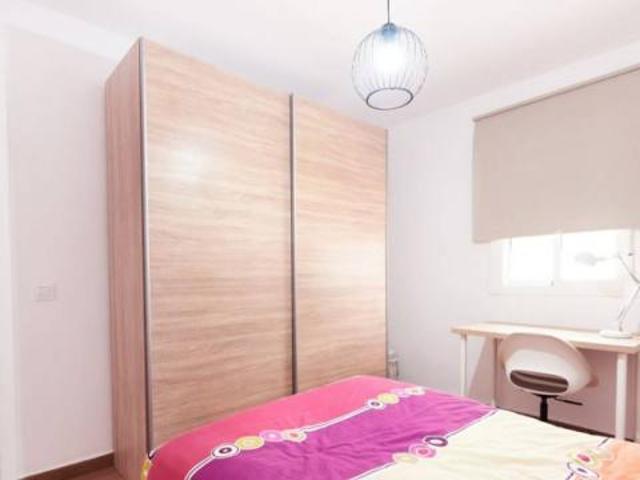 Shared Living/Roommate 3 Dormitorio Seville Seville ELS69200814
